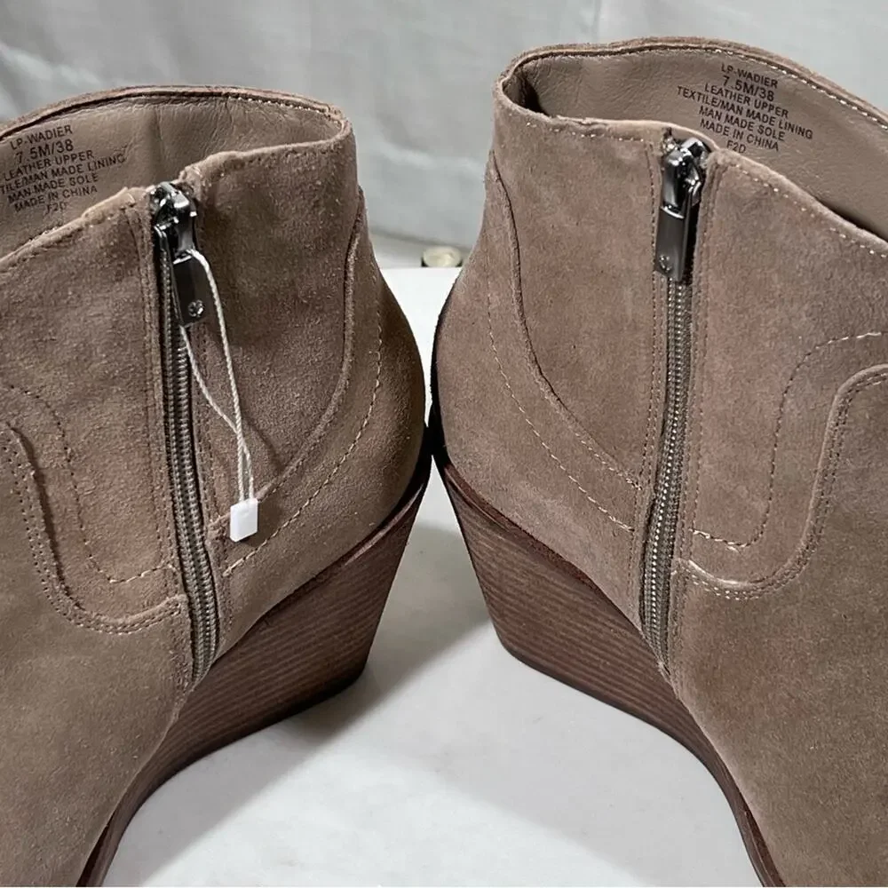 Lucky Brand NEW Waltz Suede Wedge Tan Taupe Ankle Bootie Boots Size 7.5